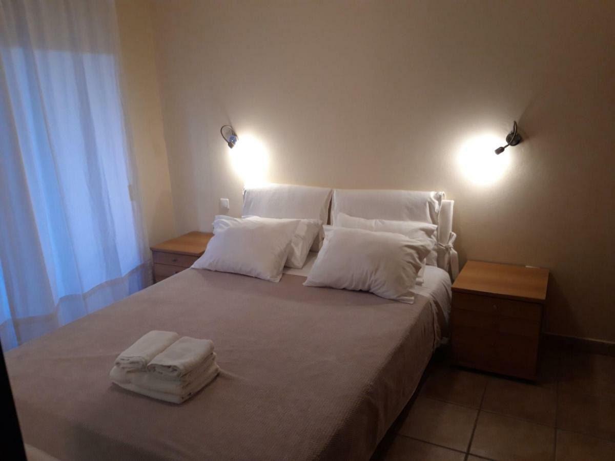 Bohemia Beach House Comfortable Villa On The Beautiful North East Coast Barbati Exterior photo